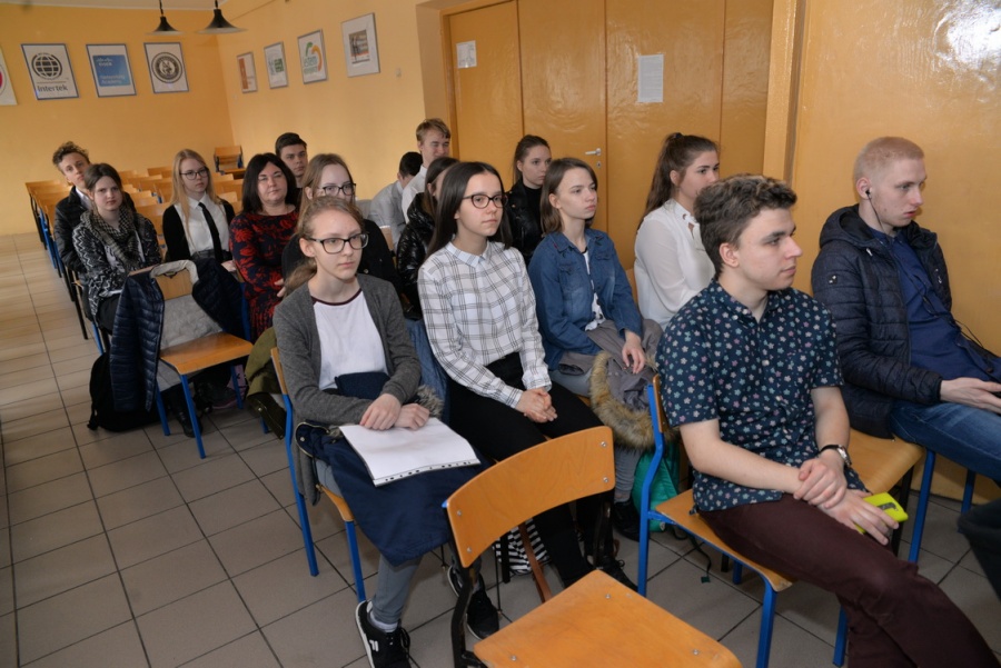 Znają prawa i przepisy. Finał XV Wielkopolskiej Olimpiady Wiedzy Konsumenckiej
