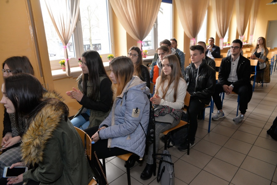 Znają prawa i przepisy. Finał XV Wielkopolskiej Olimpiady Wiedzy Konsumenckiej
