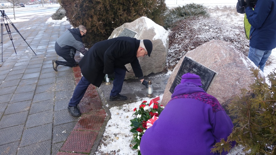 W 159. rocznicę Powstania Styczniowego złożyli kwiaty