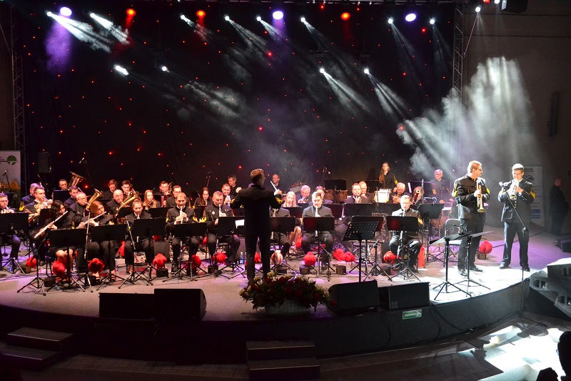 Kayah i Gospel na jednej scenie z Orkiestrą Dętą PAK KWB Konin