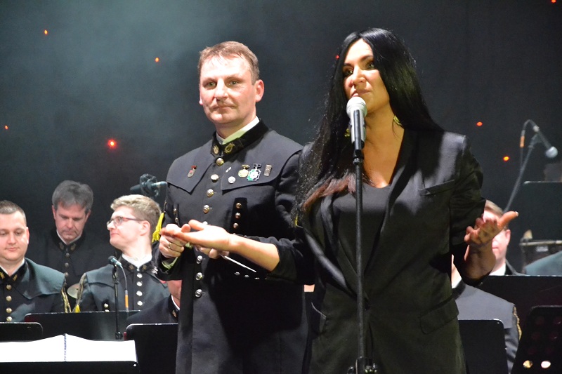 Kayah i Gospel na jednej scenie z Orkiestrą Dętą PAK KWB Konin
