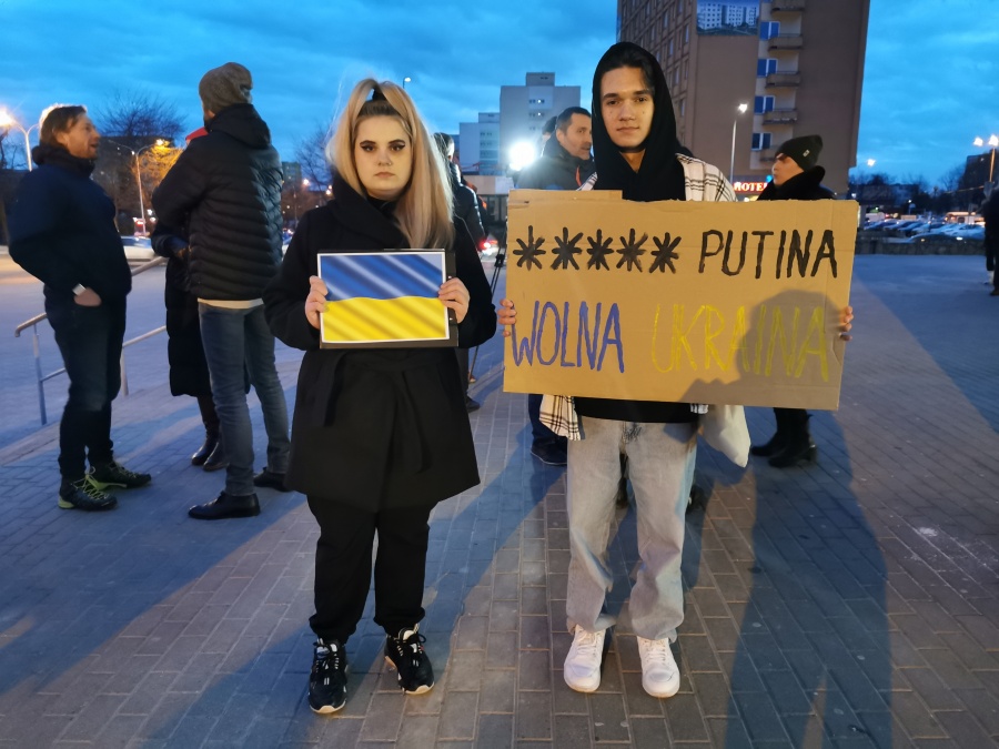 Konin solidarny z Ukrainą. „Wujek dołączył do obrony terytorialnej. Walczymy”
