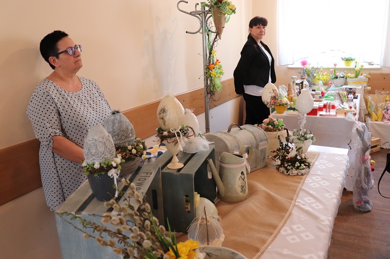 Mieszkańcy na wielkanocnym śniadaniu u burmistrza. Życzył, żeby w gminie była zgoda
