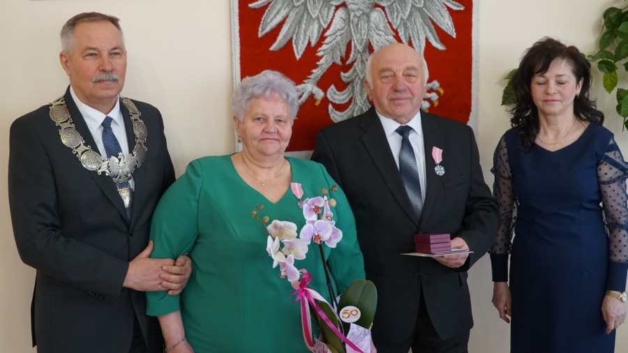 „Nie sztuką pokochać, sztuką wytrwać”. Jubilaci wspominali wspólnie przeżyte 50 lat