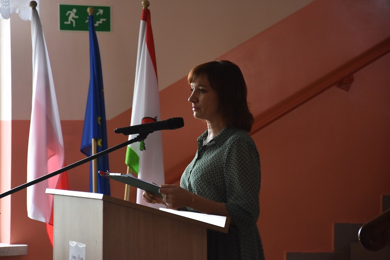 Pierwsi w kraju zakończyli taką inwestycję z Polskiego Ładu. Na szkołach gminy zamontowali fotowoltaikę