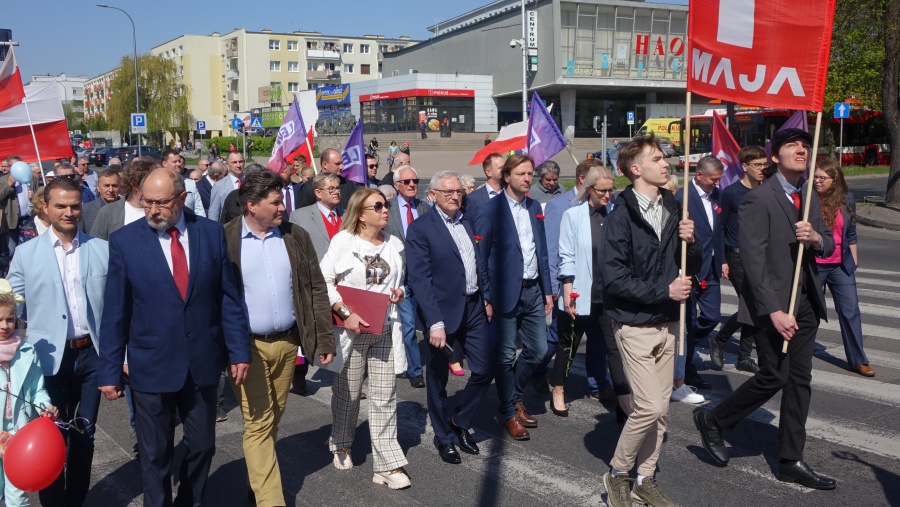 „Jeszcze Wielkopolska Wschodnia nie zginęła, kiedy my walczymy” Pochód i wiec na 1 maja