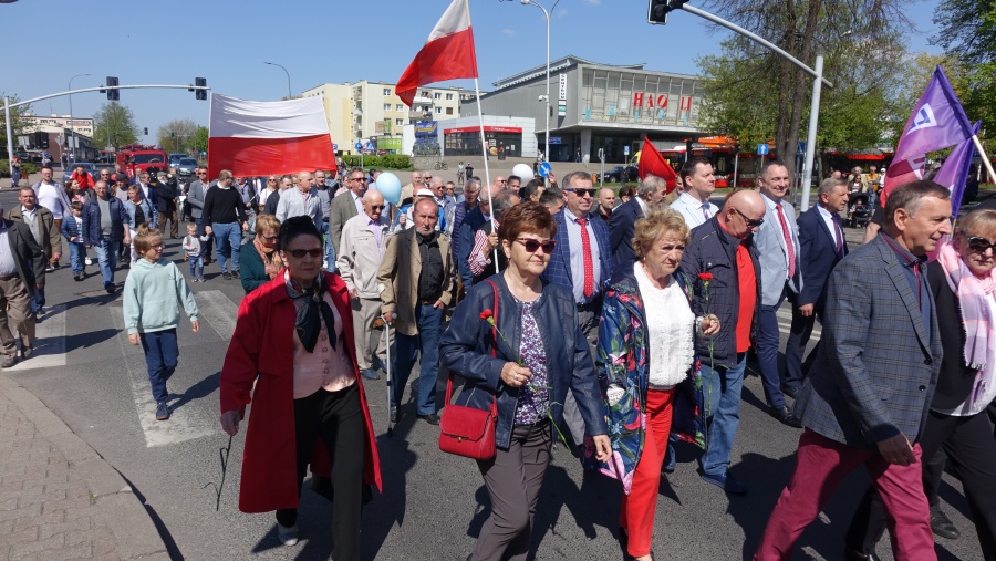 „Jeszcze Wielkopolska Wschodnia nie zginęła, kiedy my walczymy” Pochód i wiec na 1 maja