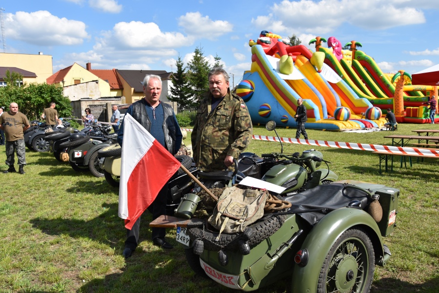 Wójt przyjechał zabytkowym motocyklem. Rozpoczęły się Dni Kramska