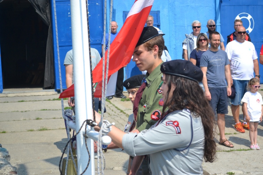 Wodniacy zainaugurowali nowy sezon. Żagle załopotały dziś na Jeziorze Pątnowskim