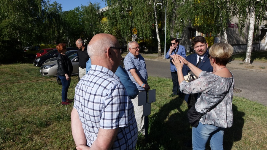 „Na kwiatowym osiedlu powinny być łąki kwietne, a nie betonowe bloki”
