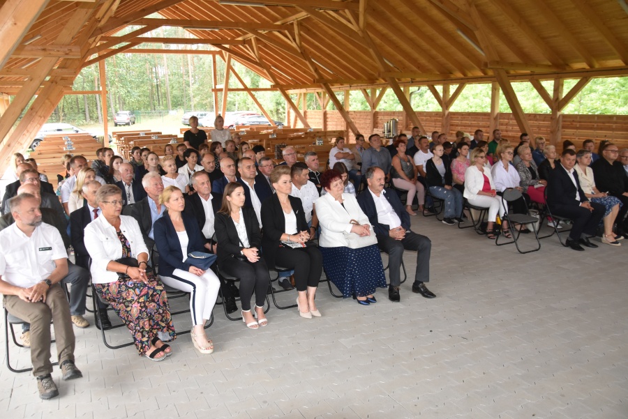 Siedem gmin, jedenaście projektów. Wójtowie i burmistrzowie podpisali umowy