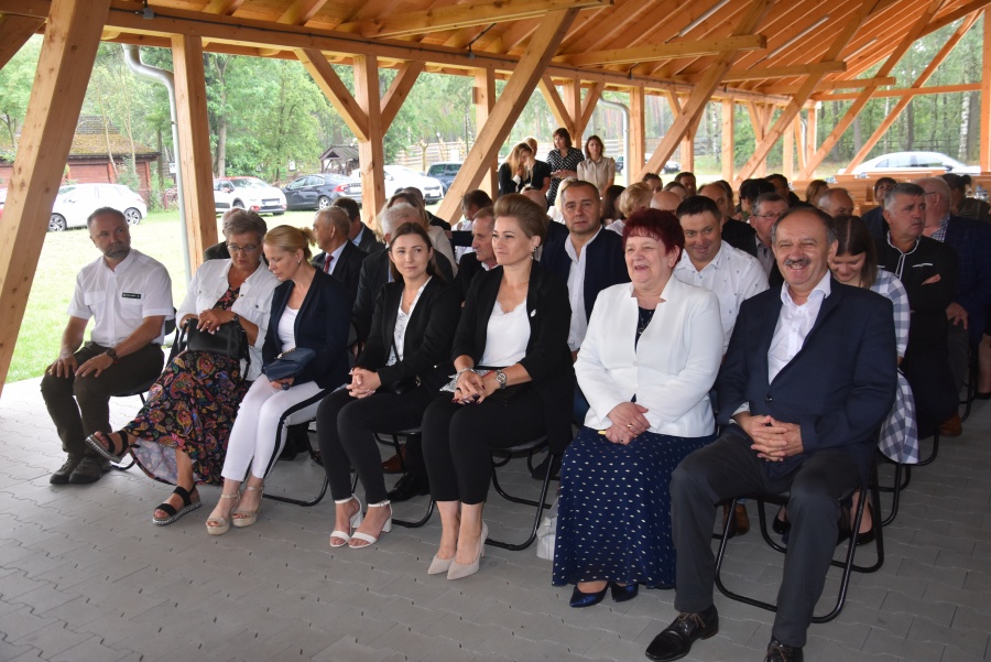 Siedem gmin, jedenaście projektów. Wójtowie i burmistrzowie podpisali umowy