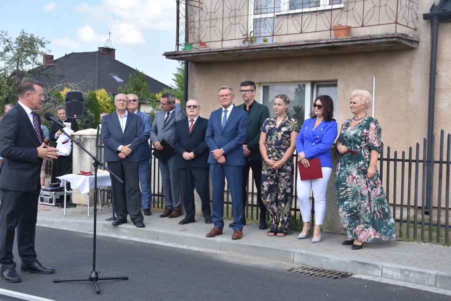 Nowa droga oddana do użytku. Mieszkańcy odpoczną od ciężkich samochodów