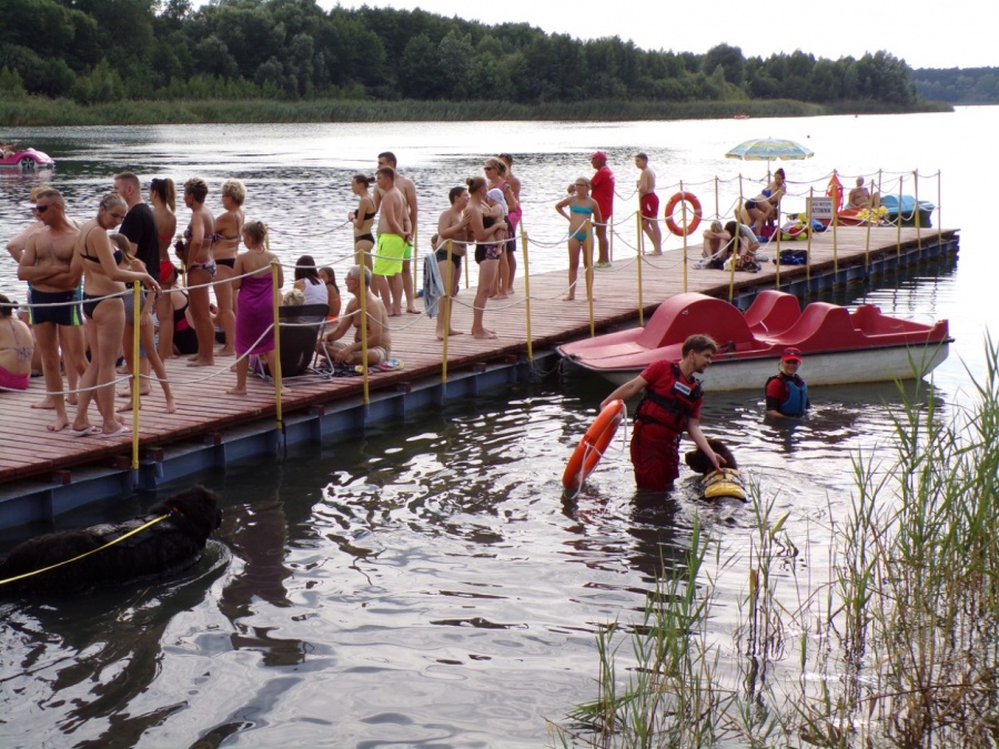 Na wilczyńskiej plaży trwa piknik