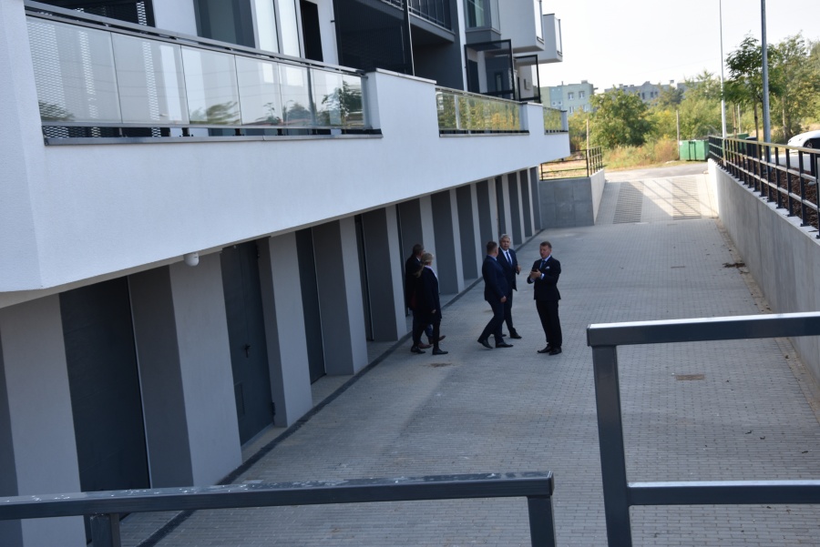 Pierwszy blok przy Jaspisowej uroczyście oddany. To dopiero początek