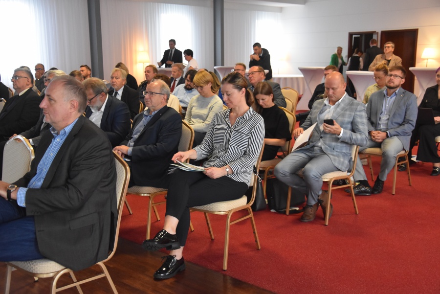 „W Polsce jesteśmy źródłem informacji”. Mówili o transformacji energetycznej