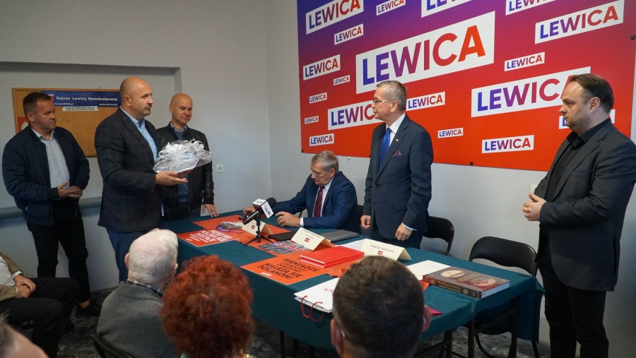 Nowa Lewica w nowym biurze. Rozmowy o aktualnej sytuacji, podziękowania dla wieloletnich członków i deklaracje współpracy