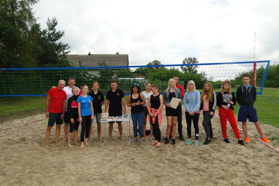 Wakacyjna książka nagrodą w plażówce! Wyjątkowy turniej w Lubstowie