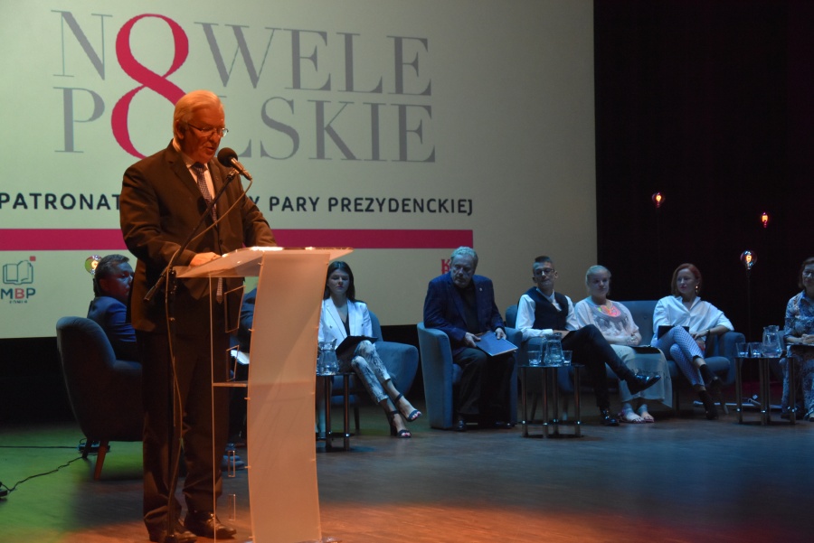 „Sachem” w wykonaniu koninian i Daniela Olbrychskiego. Dziś cały naród czyta nowele