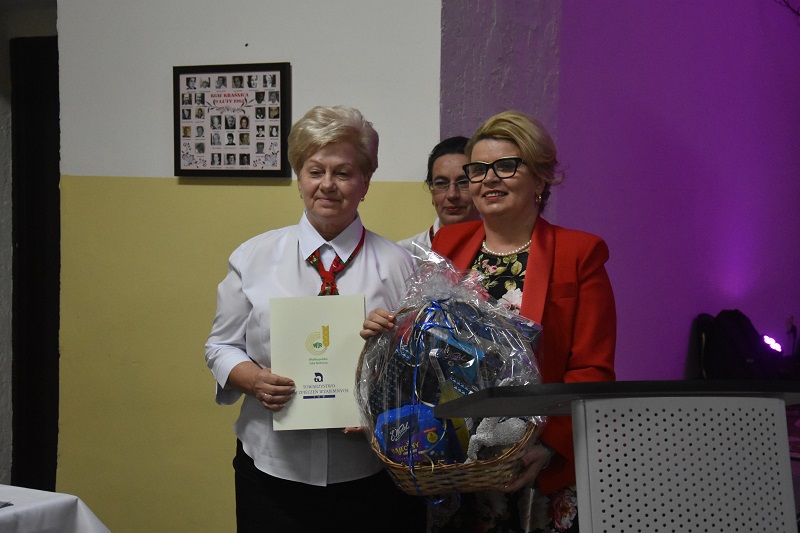 KRÓLESTWO GOSPODYŃ. Złego nie pamiętamy, dobrem się dzielimy