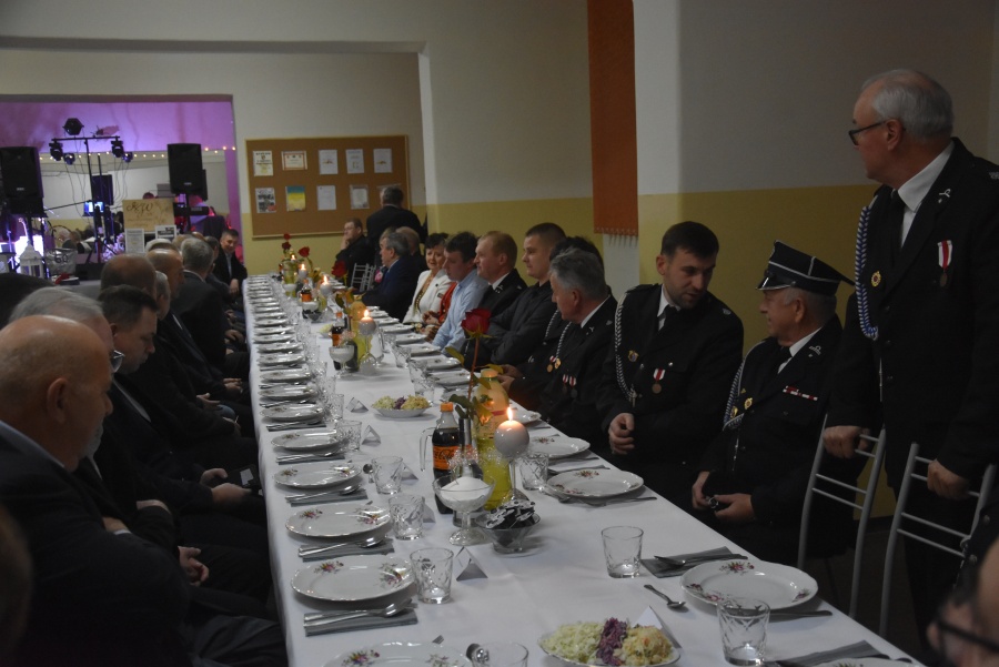 KRÓLESTWO GOSPODYŃ. Złego nie pamiętamy, dobrem się dzielimy