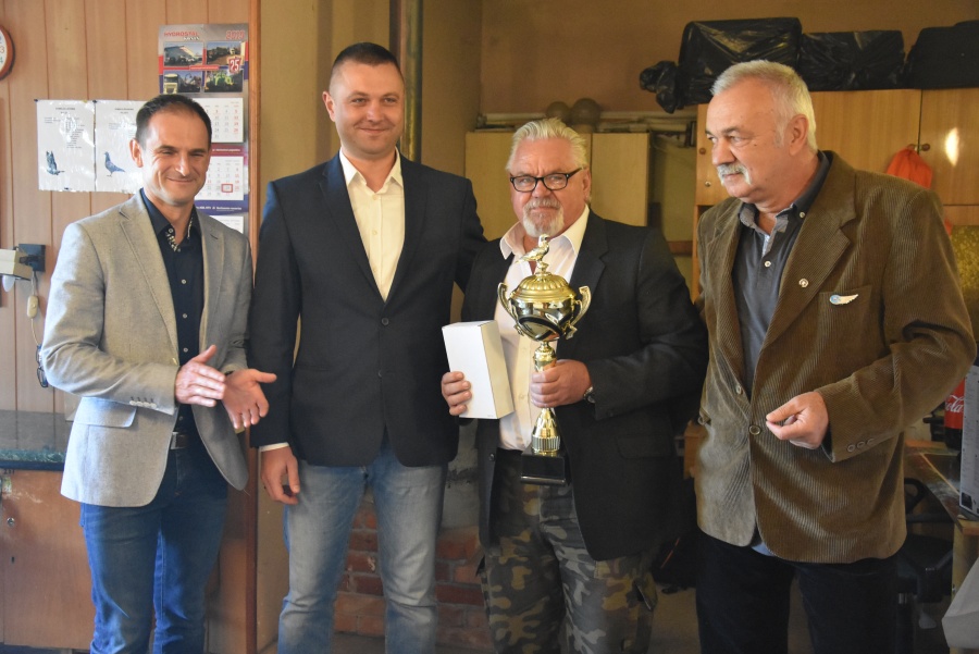 Działają od 10 lat. Dziś świętowali hodowcy gołębi z najliczniejszej sekcji w powiecie