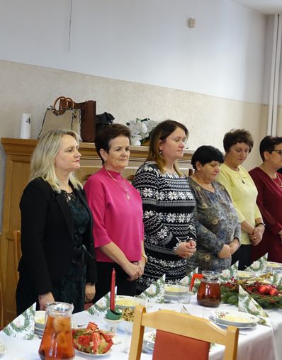 Wigilia seniorów we władysławowskim domu kultury