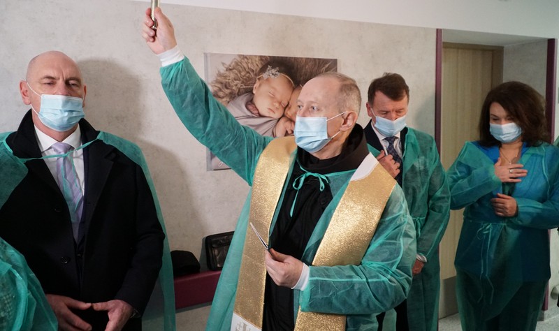 Gwarantują intymność i komfort. Sale porodów rodzinnych witają mamy i ich dzieci