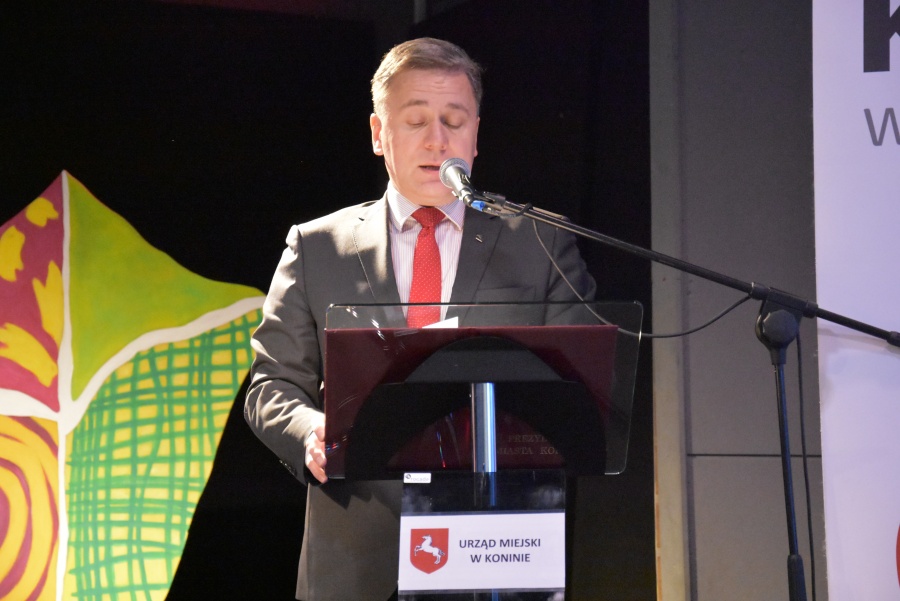 „Razem zbudujemy szkoły naszych marzeń”. Świętują nauczyciele i pracownicy oświaty