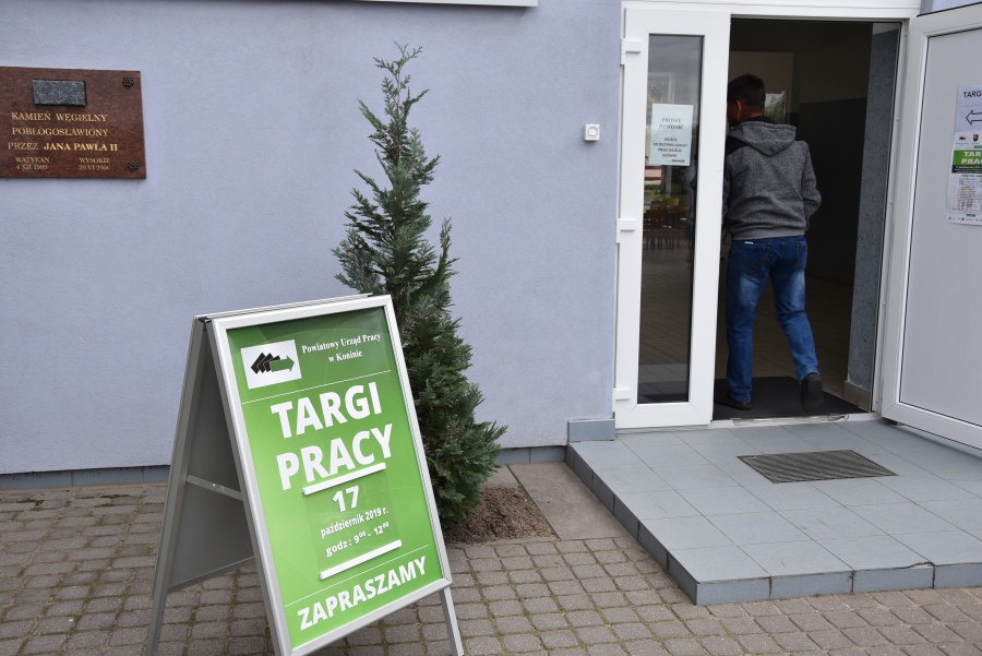 Targi Pracy w Wysokiem. Kolejki po oferty i porady