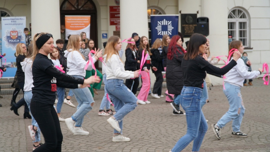 Tylko „tak” oznacza zgodę. One Billion Rising w Kole po raz siódmy