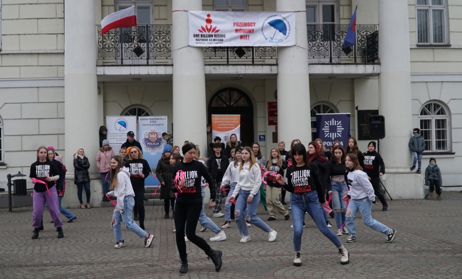 Tylko „tak” oznacza zgodę. One Billion Rising w Kole po raz siódmy