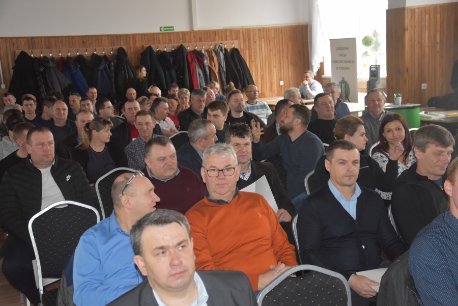 Rolnicy mogli dyskutować o swoich problemach. Na wykładach mówiono o dopłatach