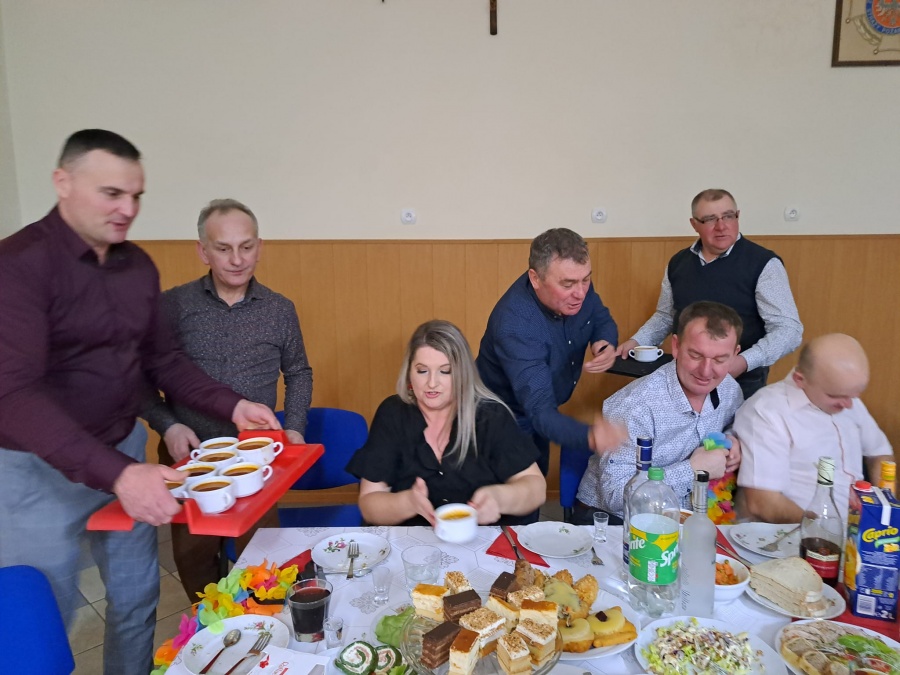„Kobieta ma tyle siły, że zadziwi mężczyzn”. Ten wieczór należał do pań