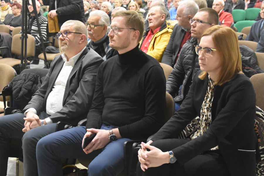 Kilkuset mieszkańców przyszło na spotkanie dotyczące wody i ścieków. „Nie będą państwo ponosić opłat wstecz”