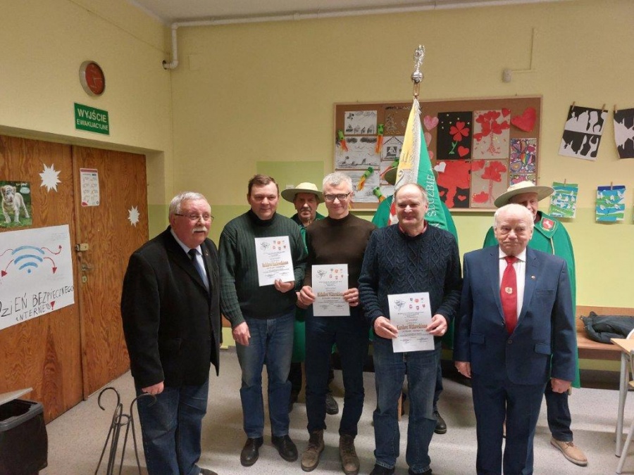 Odznaczenia i dyplomy dla pszczelarzy za dotychczasową pracę i zaangażowanie