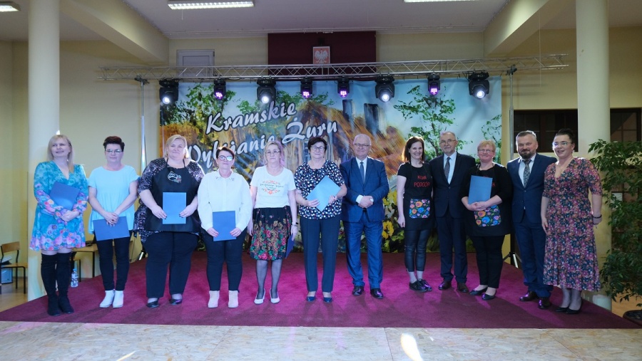 W Kramsku tradycja ciągle żywa. Wybijanie żuru z kulinarnym mistrzem
