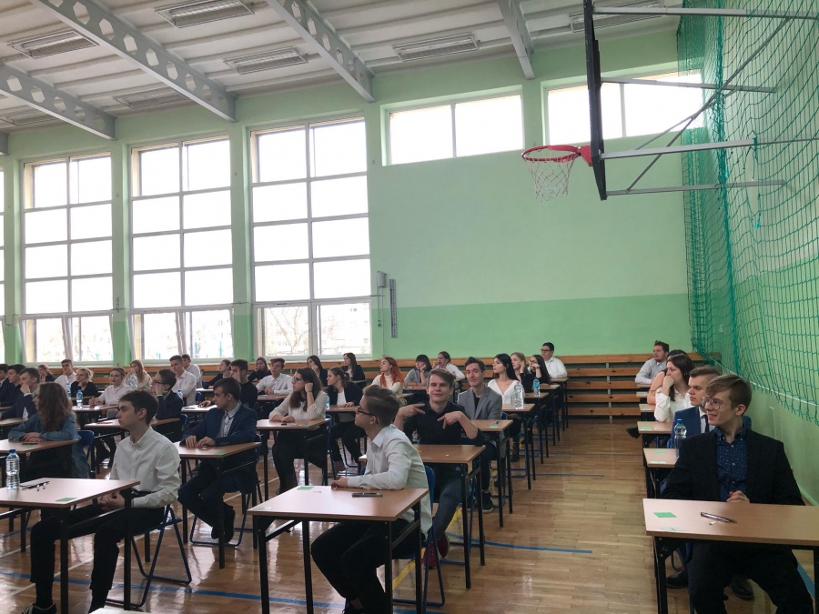 Przeszli próbę generalną. Maturzyści zadowoleni z egzaminów