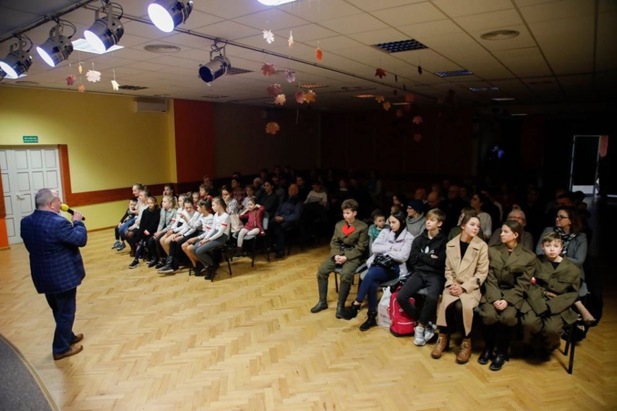 Kultywują kazimierską tradycję. Otrzymali podziękowania za spektakl „Nasi patronowie”
