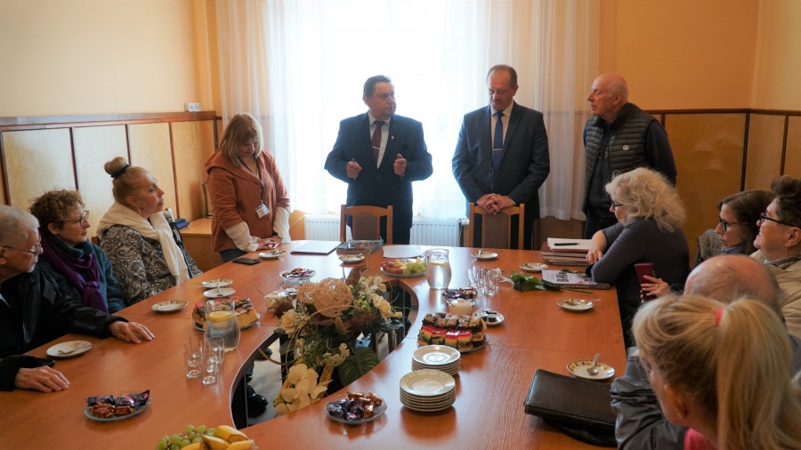 Przylecieli zza oceanu, Wielkiej Brytanii i Izraela. Potomkowie przedeckich Żydów z wizytą