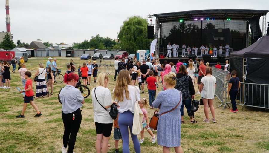Festyn na powitania lata i wakacji. Zabawa potrwa do 21.30