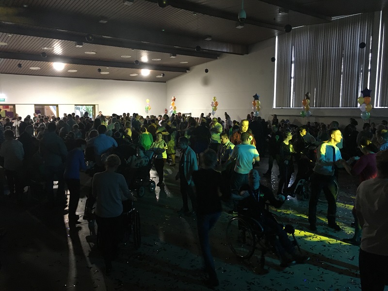 To jedyny taki bal w Wielkopolsce. Kilkaset osób szaleje na parkiecie