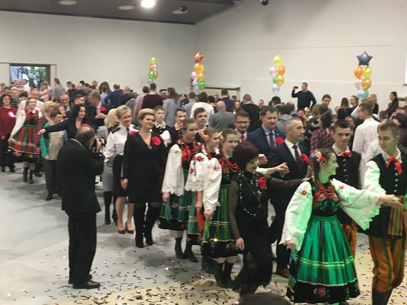 To jedyny taki bal w Wielkopolsce. Kilkaset osób szaleje na parkiecie