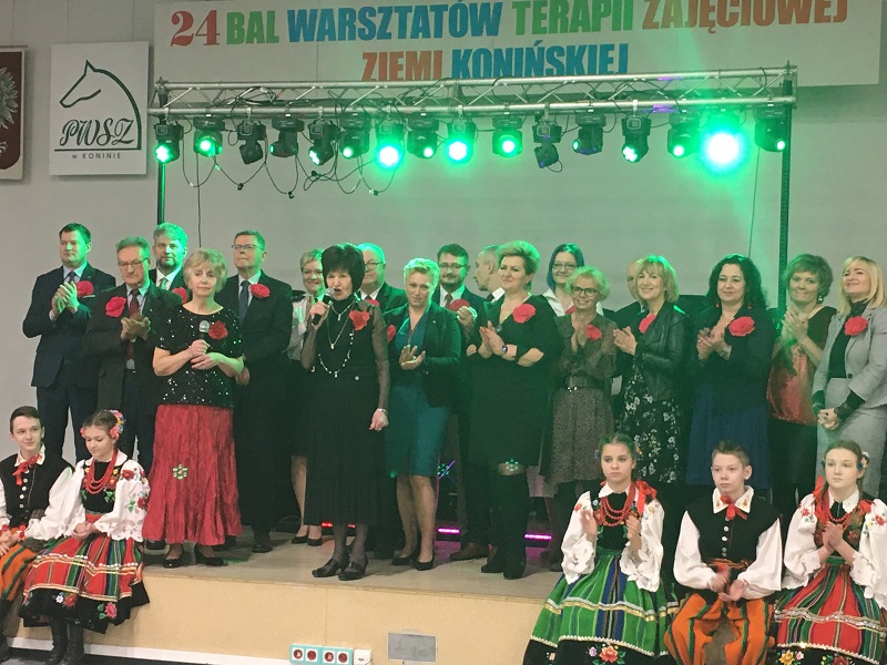 To jedyny taki bal w Wielkopolsce. Kilkaset osób szaleje na parkiecie