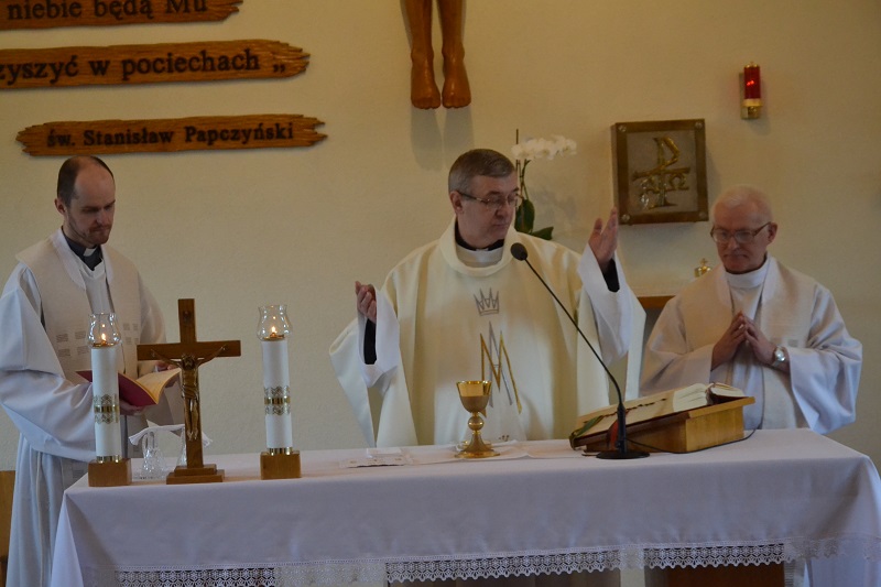 Pacjenci otrzymali serca. Msza w hospicjum z okazji Światowego Dnia Chorego
