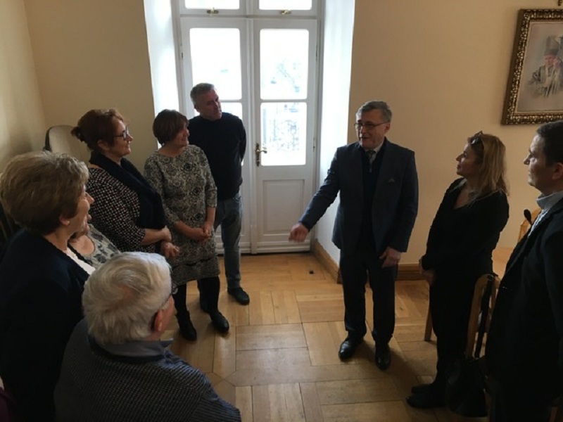 Ambasador na mogile mołdawskiego żołnierza. Obiecał odnaleźć jego rodzinę