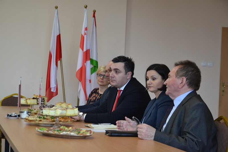 Chcą nawiązać współpracę partnerską. Ambasador Gruzji gości w Rzgowie
