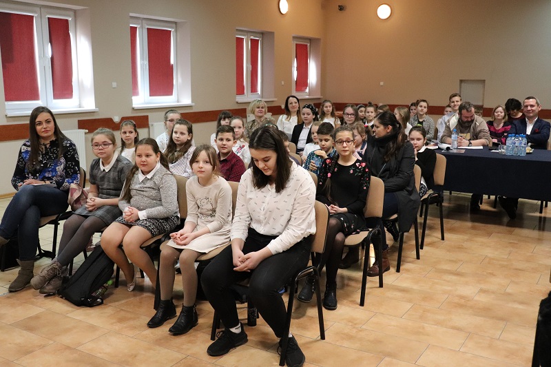 Aż 52 recytatorów w konkursie „Czerwieńcie, zieleńcie się słowa”