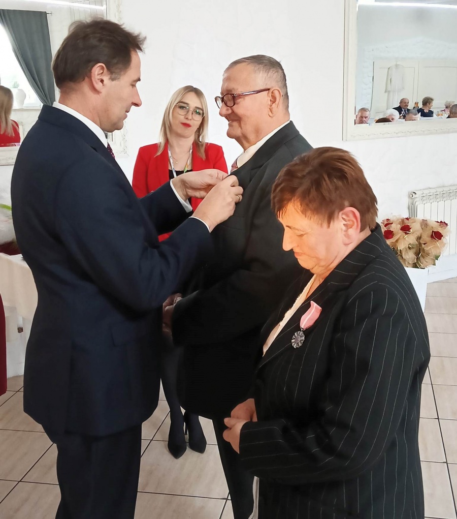Świętowały złote i diamentowe pary