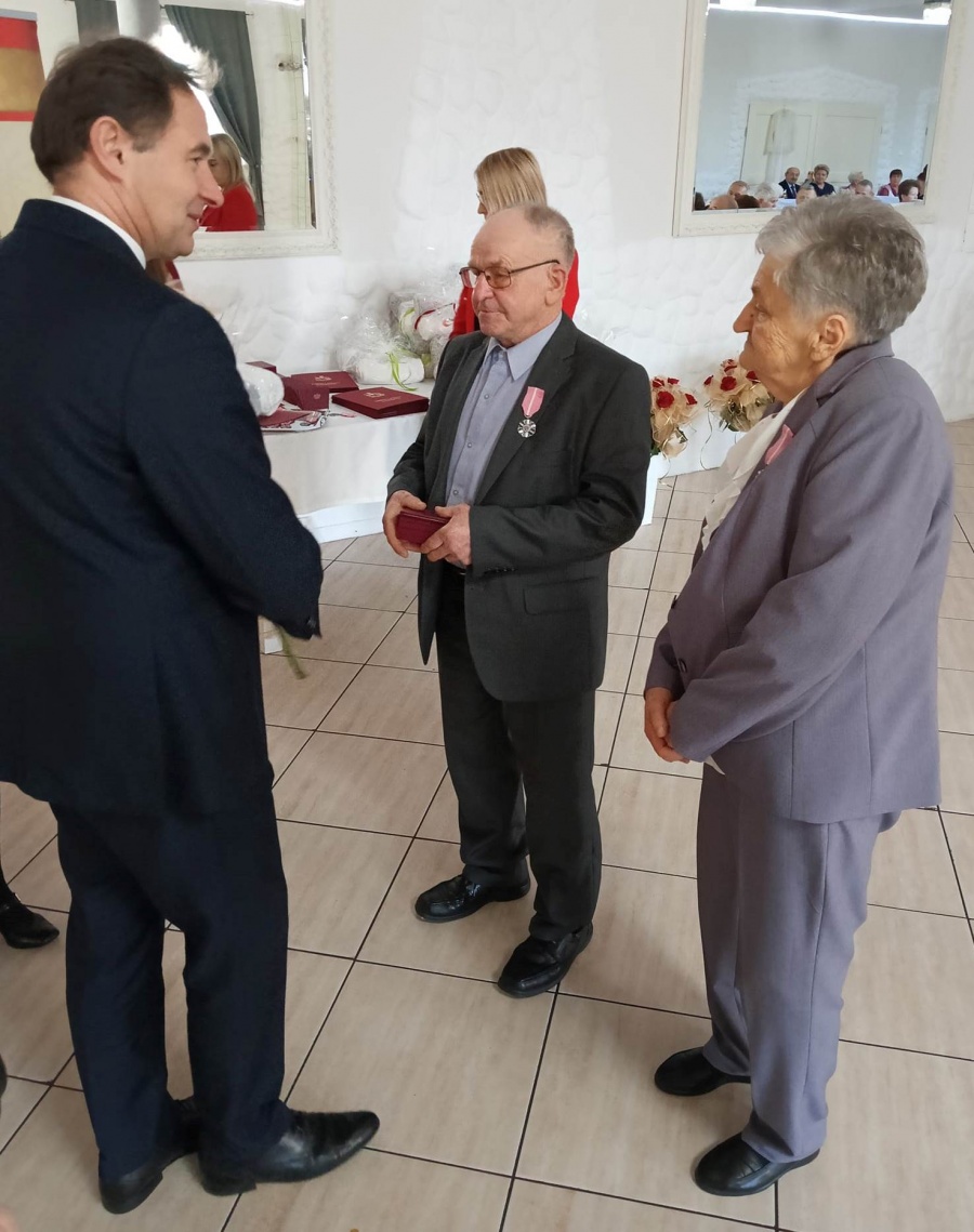Świętowały złote i diamentowe pary